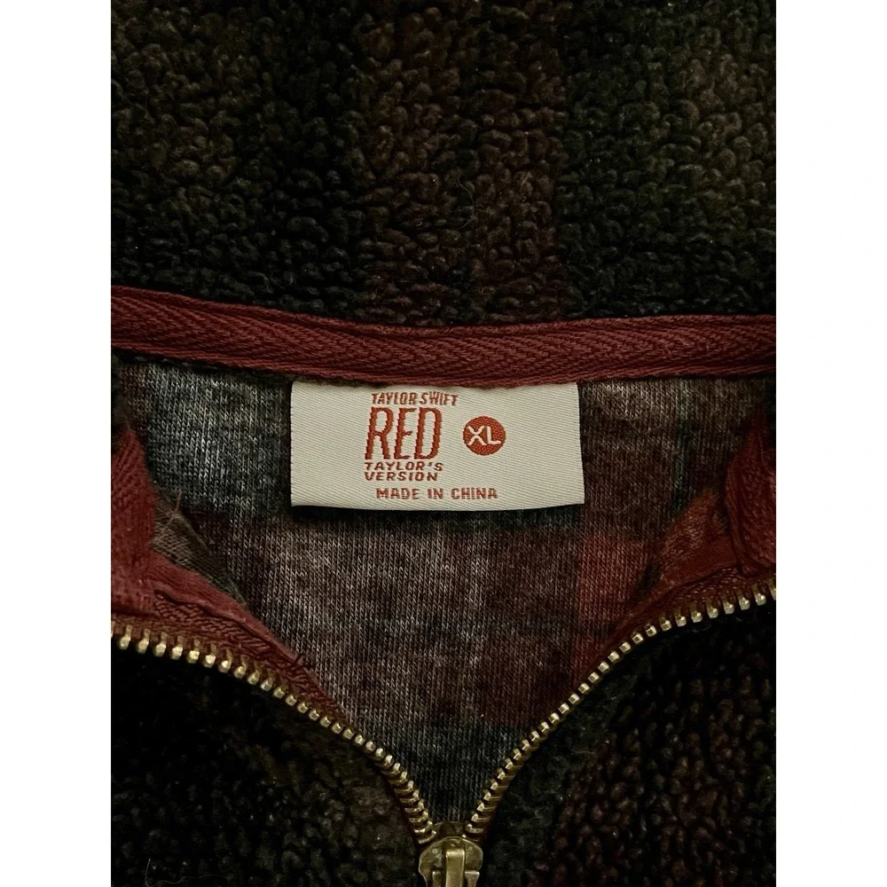 Taylor Swift Size XL Fleece Plaid Shirt Days Jacket Quarter Zip Red TV Sweater - Picture 3 of 6